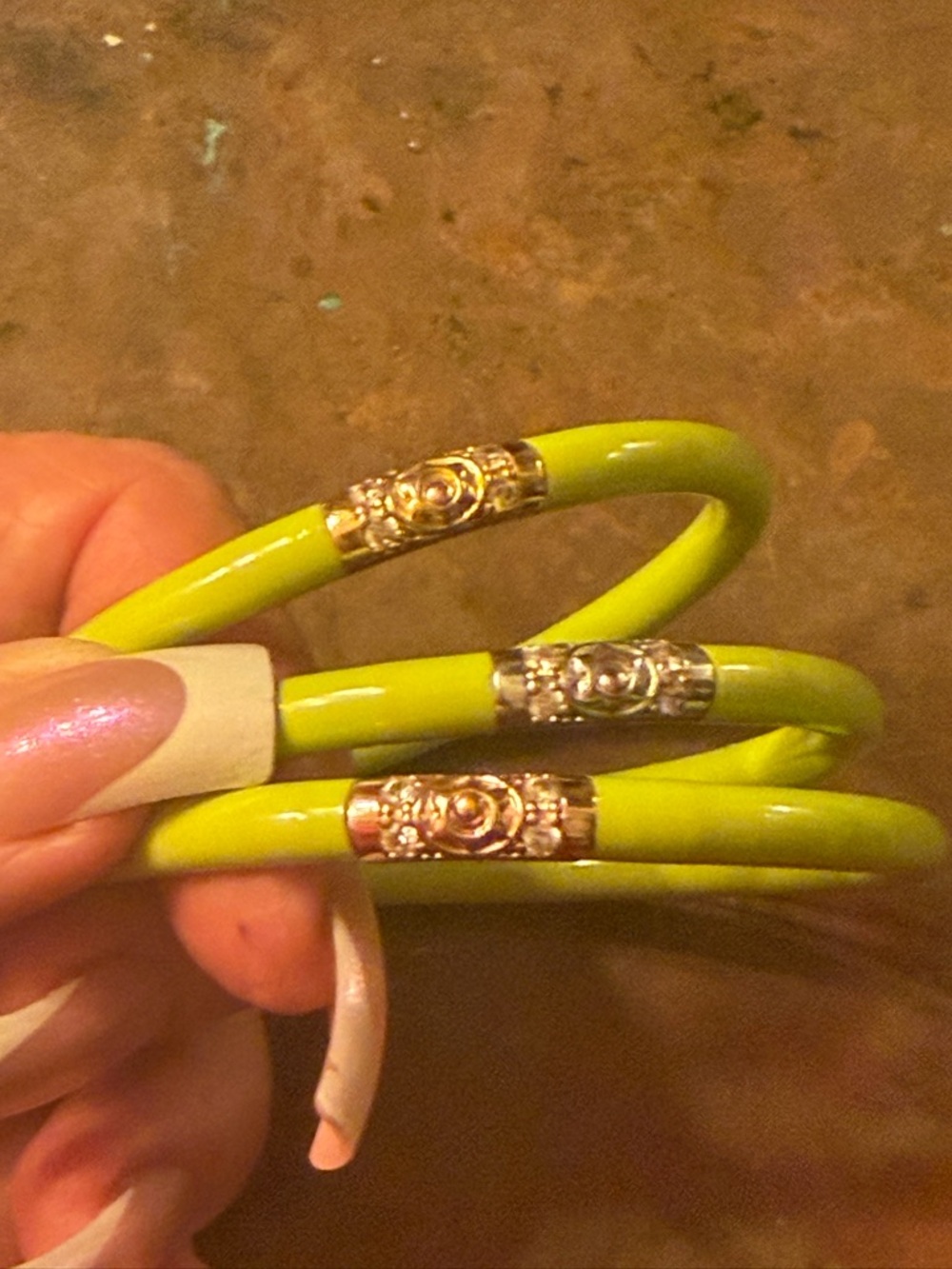 Budhagirl all weather Lime Green Bangle Bracelet Set sz large like new